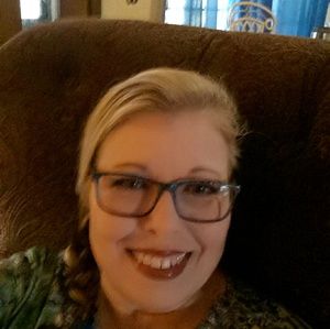 Meet your Posher, Loislin