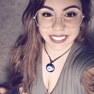 Meet your Posher, Andrea