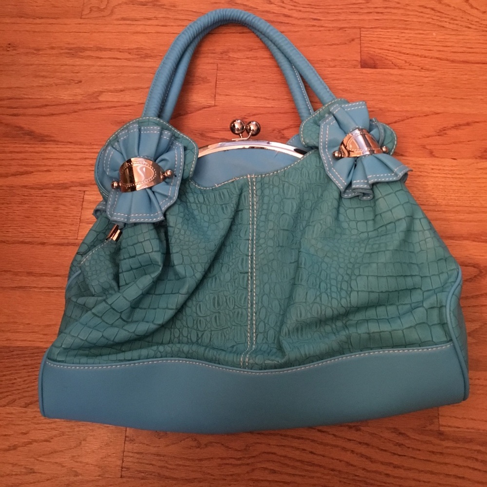 Blue Patterned Clasp Handbag