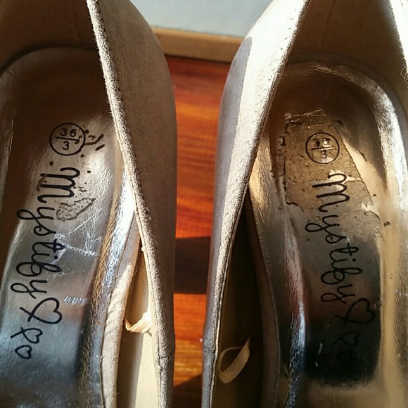 Color Block Heals - Picture 3 of 4