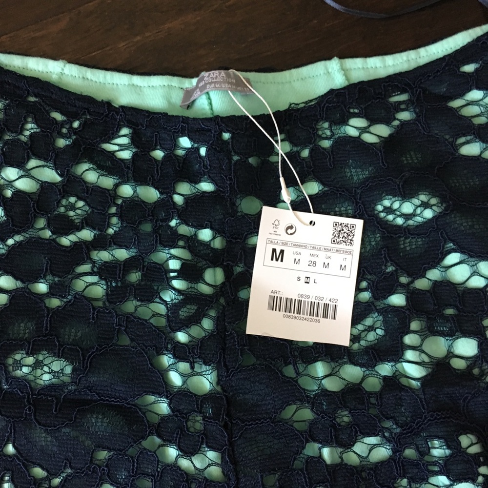 NWT Women’s Zara Lace Navy Green Shorts Medium