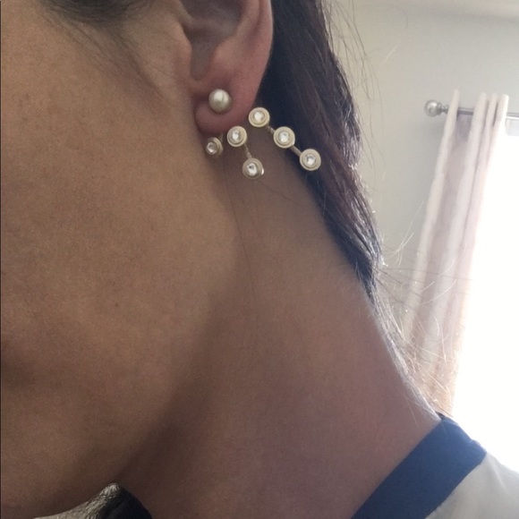 New Christian Dior Mise En Dior Pearl  Earrings - Picture 8 of 8