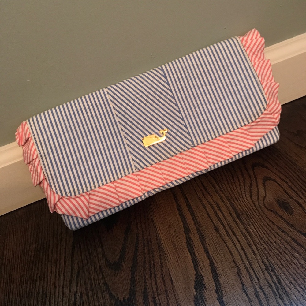 Vineyard Vines Seersucker Clutch