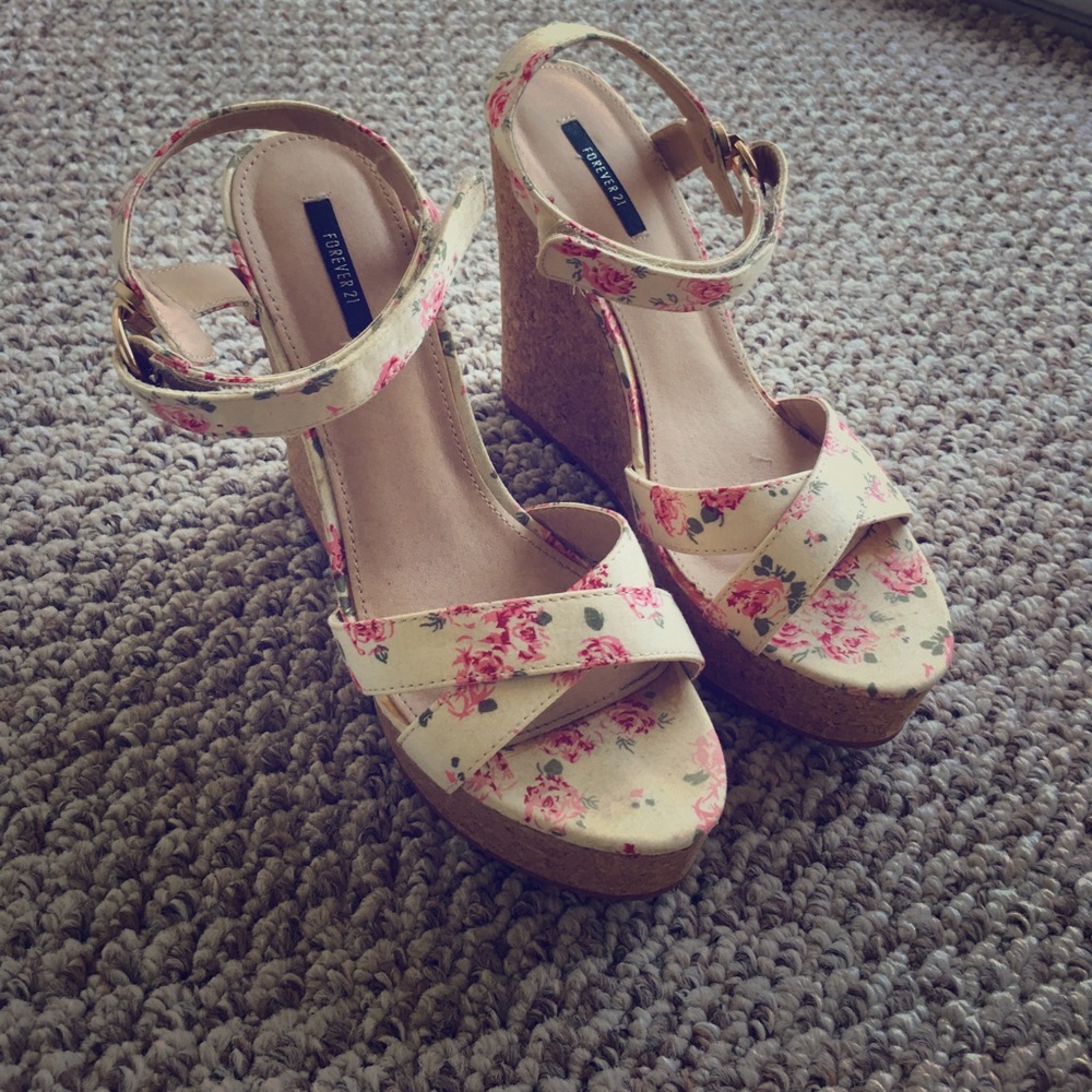 Pink & cream floral wedges