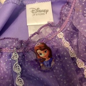 Disney Costumes - Sofia the First Disney Store costume! Halloween! Disney Costumes - Sofia the First Disney Store costume! Halloween!