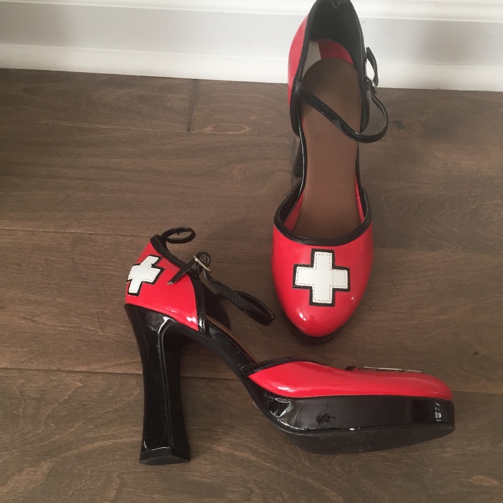 Size 7 Naughty Nurse Heels 👠 Halloween Costume