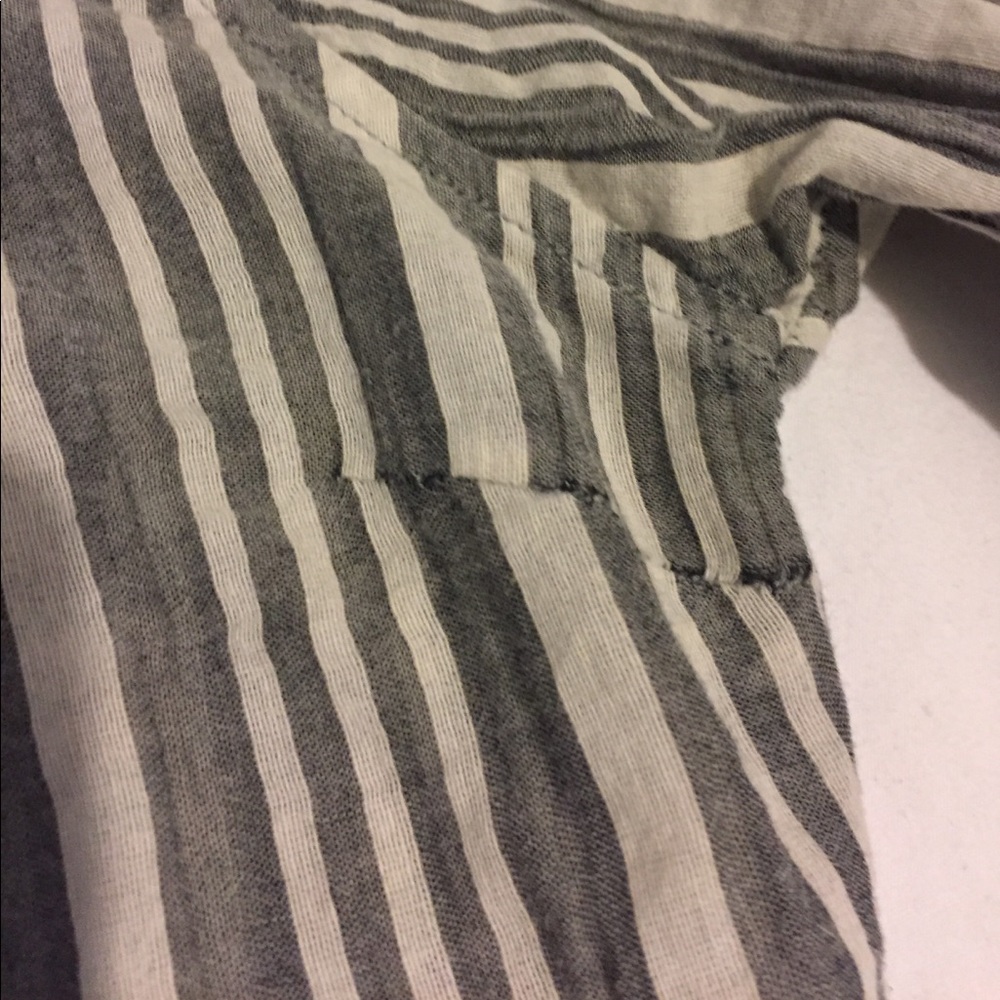 Button up - Picture 2 of 2