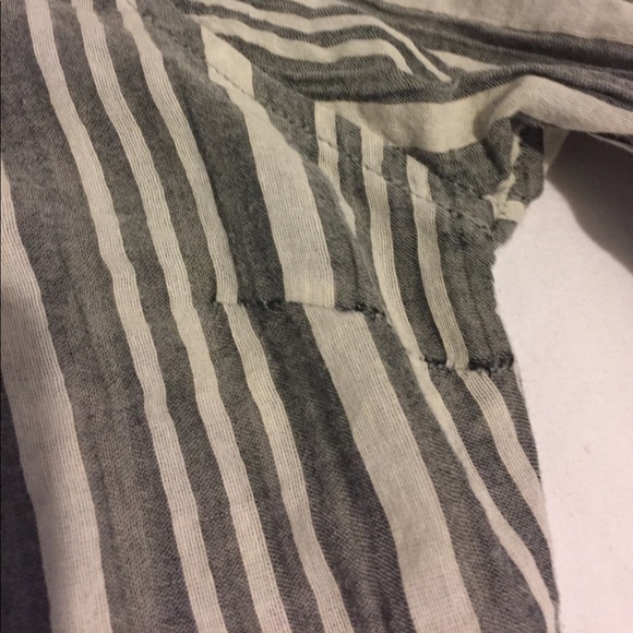 Button up - Picture 2 of 2