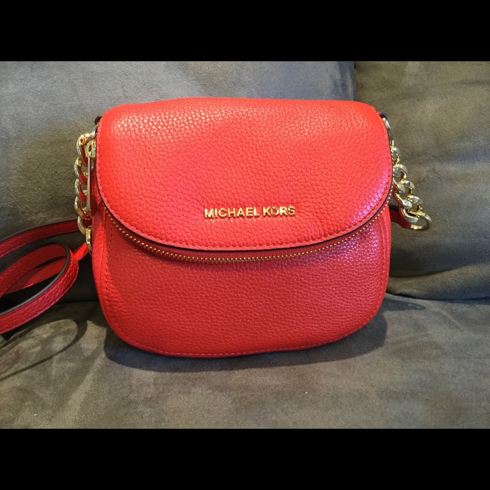NWT Michael Kors Bedford Crossbody Color SIENNA