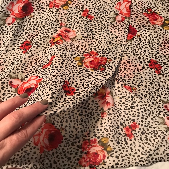 Torrid Sz 0 Rose and Animal Print Cami/Tank Top - Picture 5 of 6