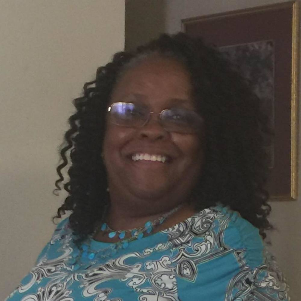 Meet your Posher, Sharon