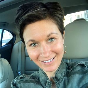 Meet your Posher, Erin