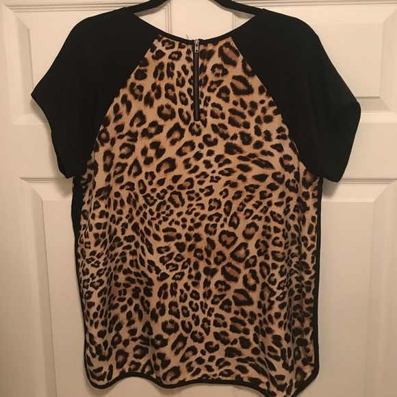 Leopard print top - Picture 2 of 6