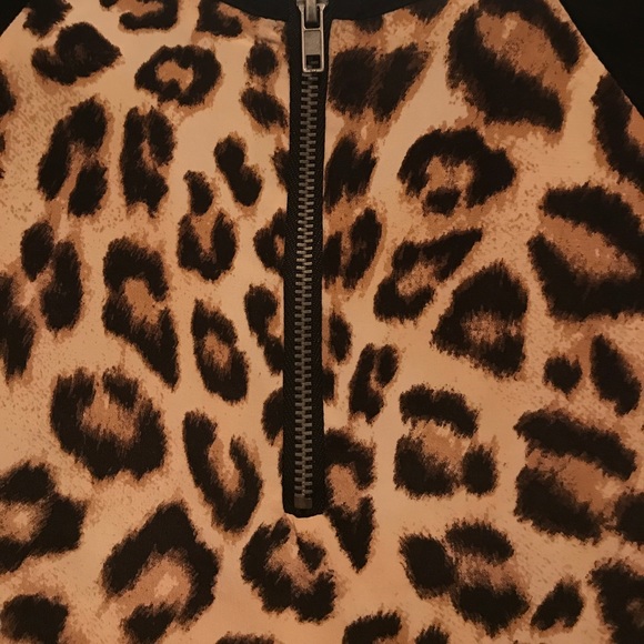 Leopard print top - Picture 4 of 6