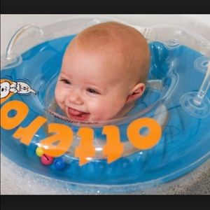 Otteroo. Infant floaty.