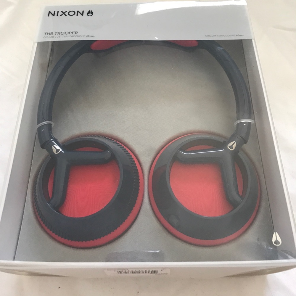 NWT- The Trooper Nixon Headphones