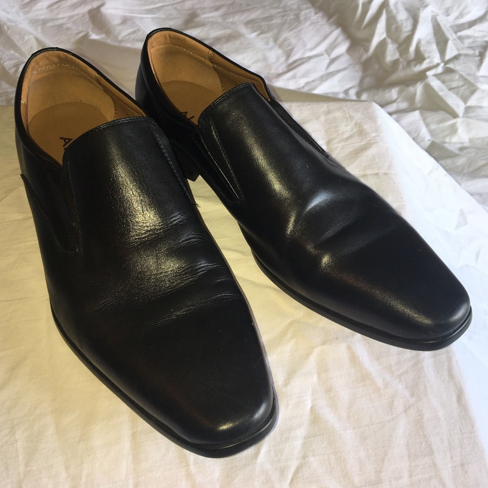 Black aldo men's slip on shoes.