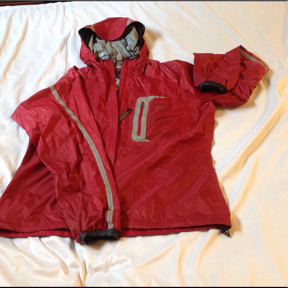 Marmot breathable shell with reflector fabric