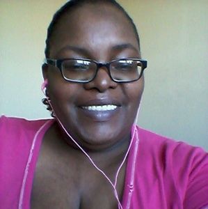 Meet your Posher, Tia