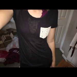 Shear black black tee with embroidered pocket