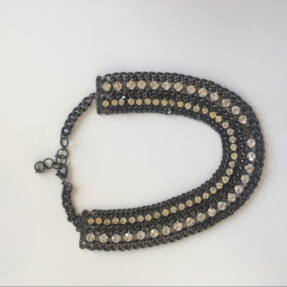 Collar chain necklace