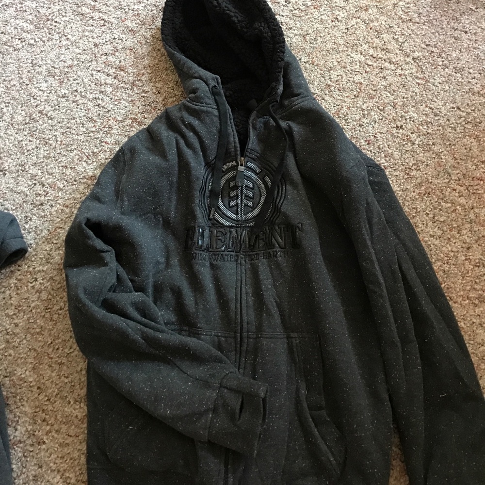 Element zip up