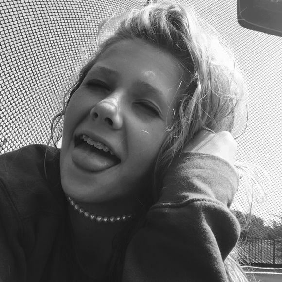 Meet your Posher, Kennadi - Picture 1 of 1