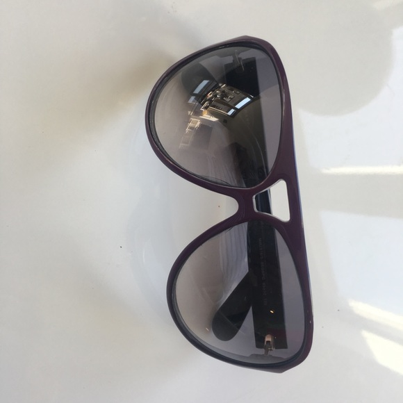 Purple Marc by Marc Jacobs sunglasses - Picture 1 of 2