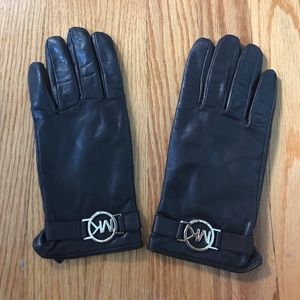 Michael Kors Leather gloves