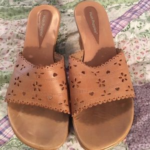 Mule sandal size 7