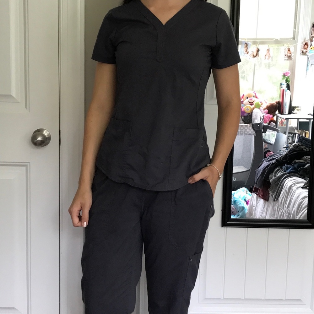 Purple Label Grey colored Scrub Set.