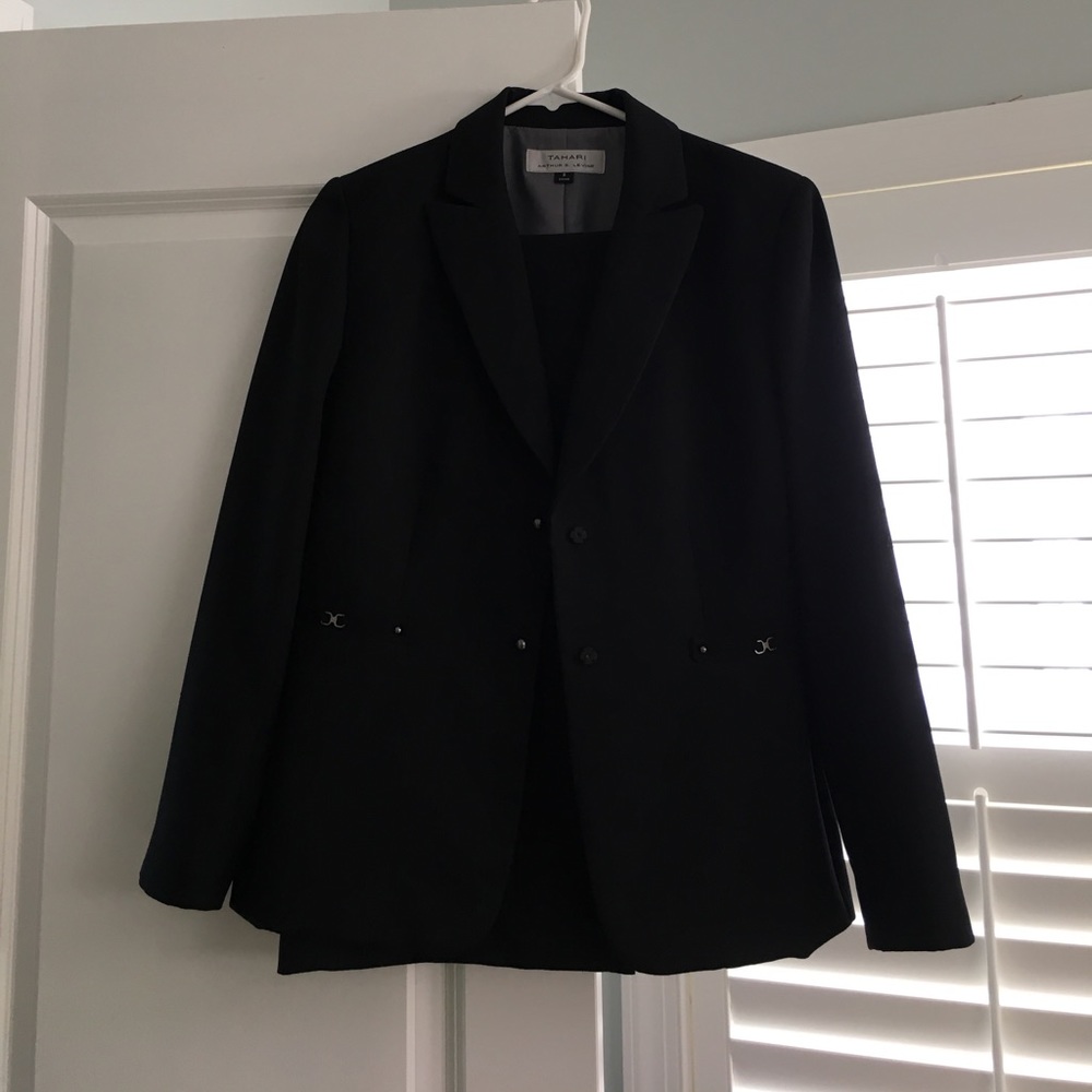 Black Tahari pant suit