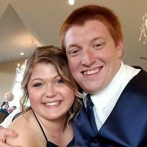 Meet your Posher, Markay