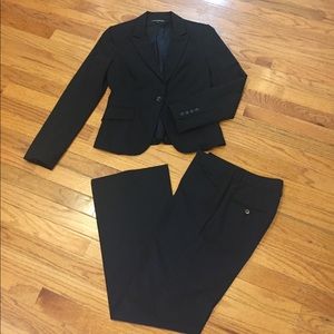 Express black pant suit size 4 jacket, size 2 pant