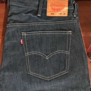 569 Levi's Strauss & co.