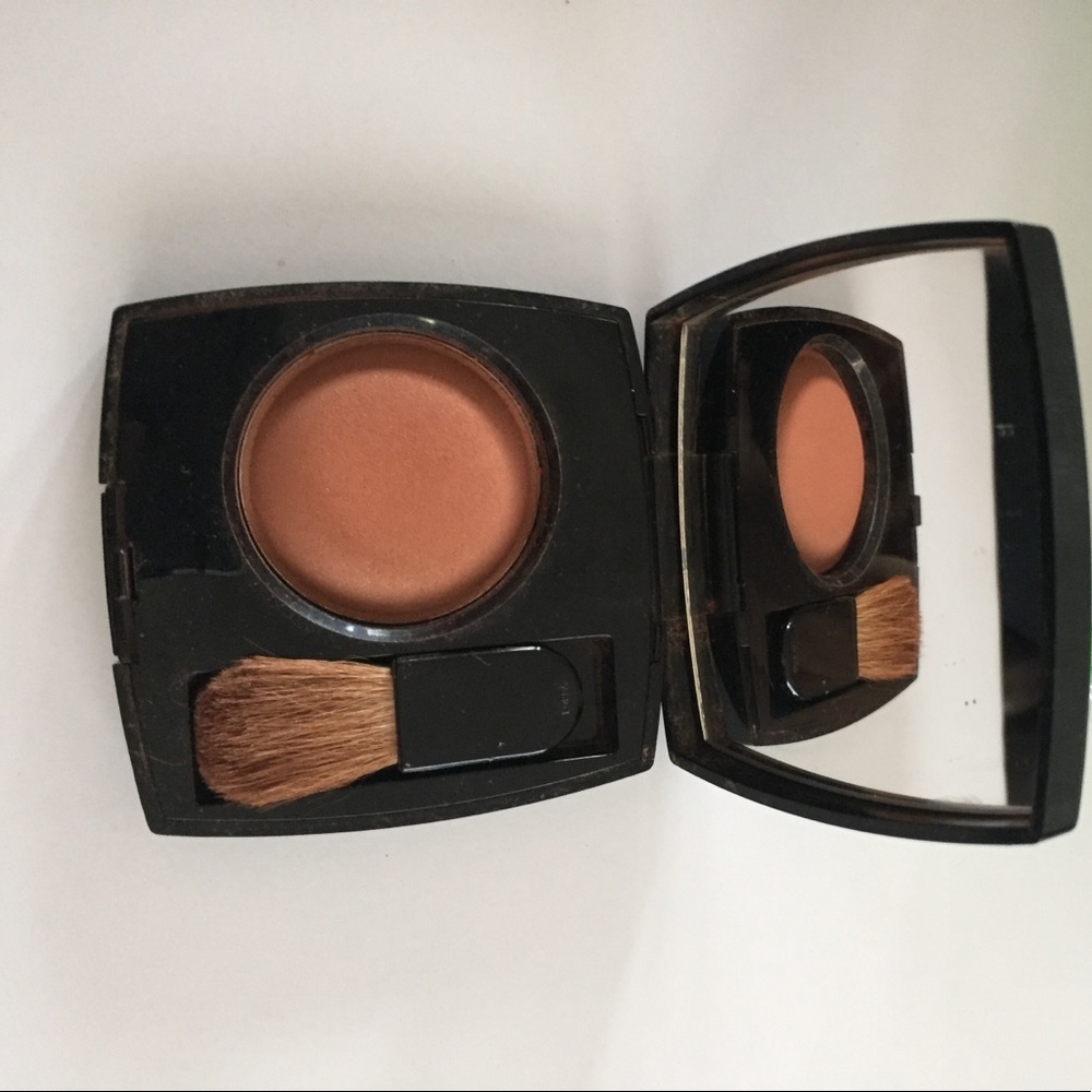 CHANEL!!! Blush!