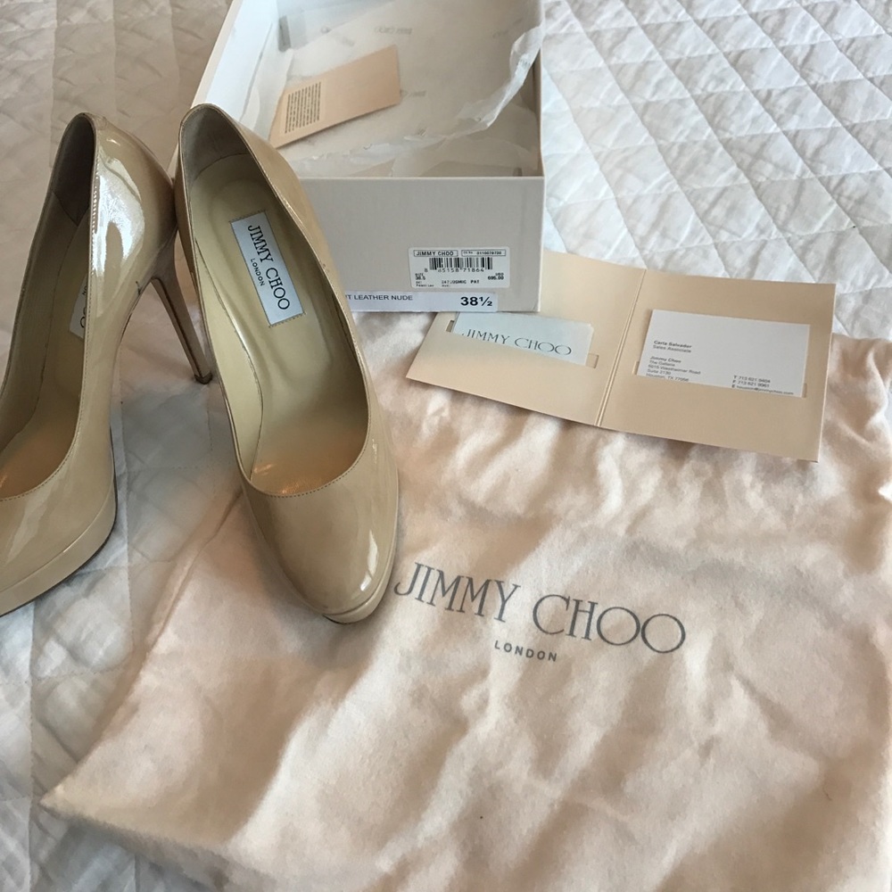 Jimmy Choo Patent Leather Nude 38.5