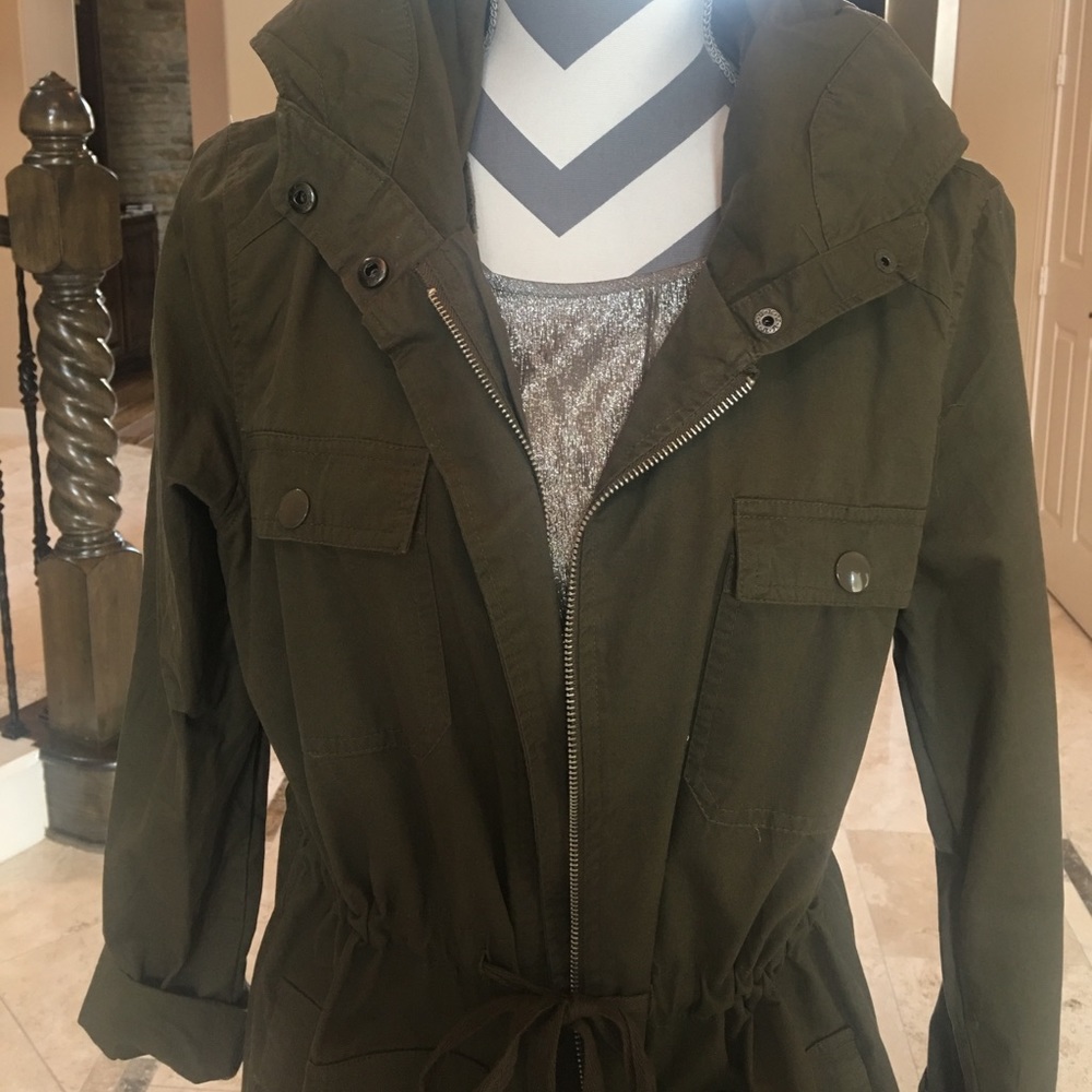 Jacket - Picture 2 of 5