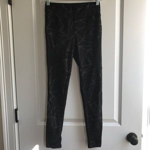 Athletic Legging with Mesh Detail