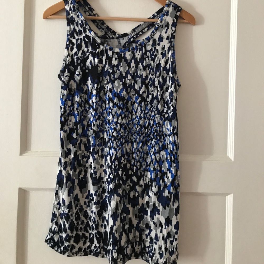 Medium EUC Loveapella tank