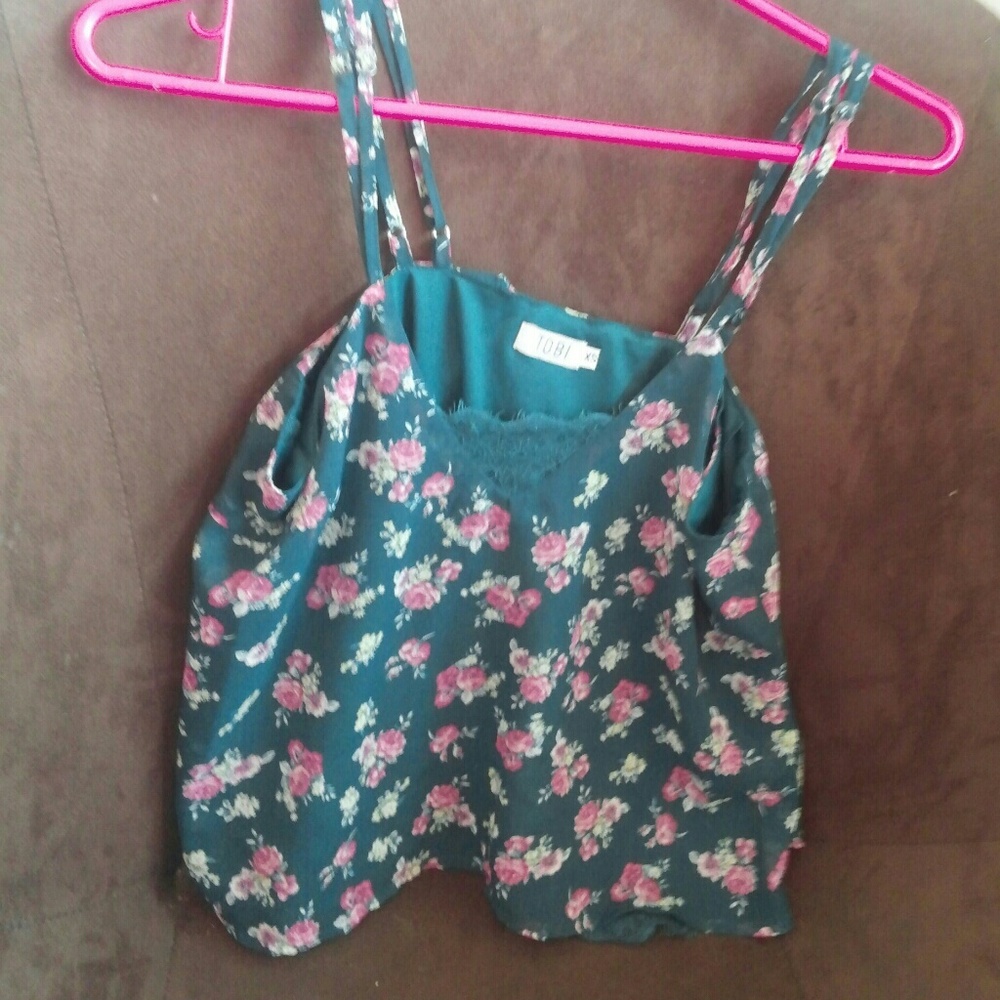 Green floral lace TOBI brand tank, XS.