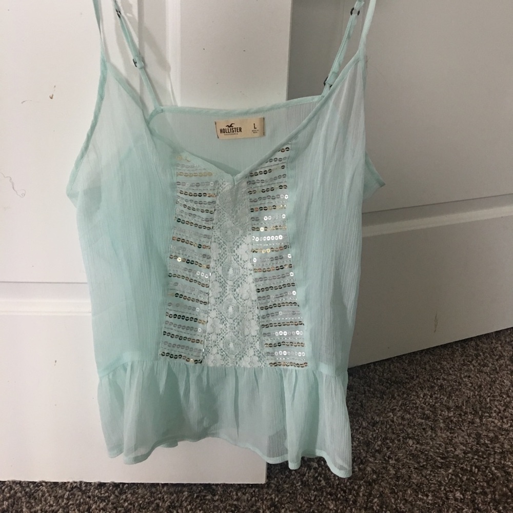 Hollister tank!