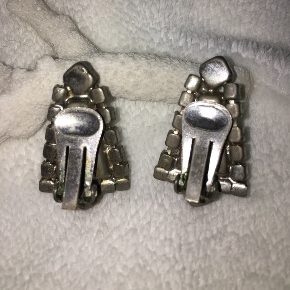 Vintage Blue Rhinestone Clip Earrings - Picture 4 of 4