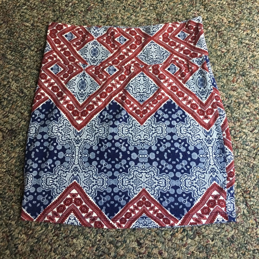 Stretchy cute mini skirt