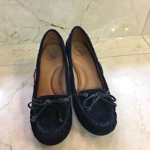 Suede wedge navy blue penny loafers