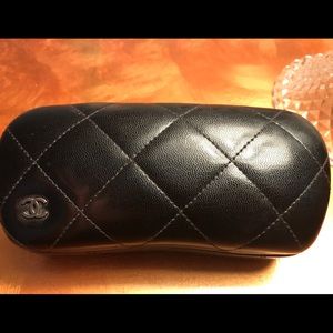 💯Authentic CHANEL Black Quilted Sunglasses Case 💯Authentic CHANEL Black Quilted Sunglasses Case