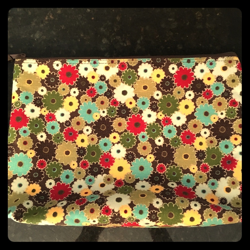 Thirty-one flower travel bag