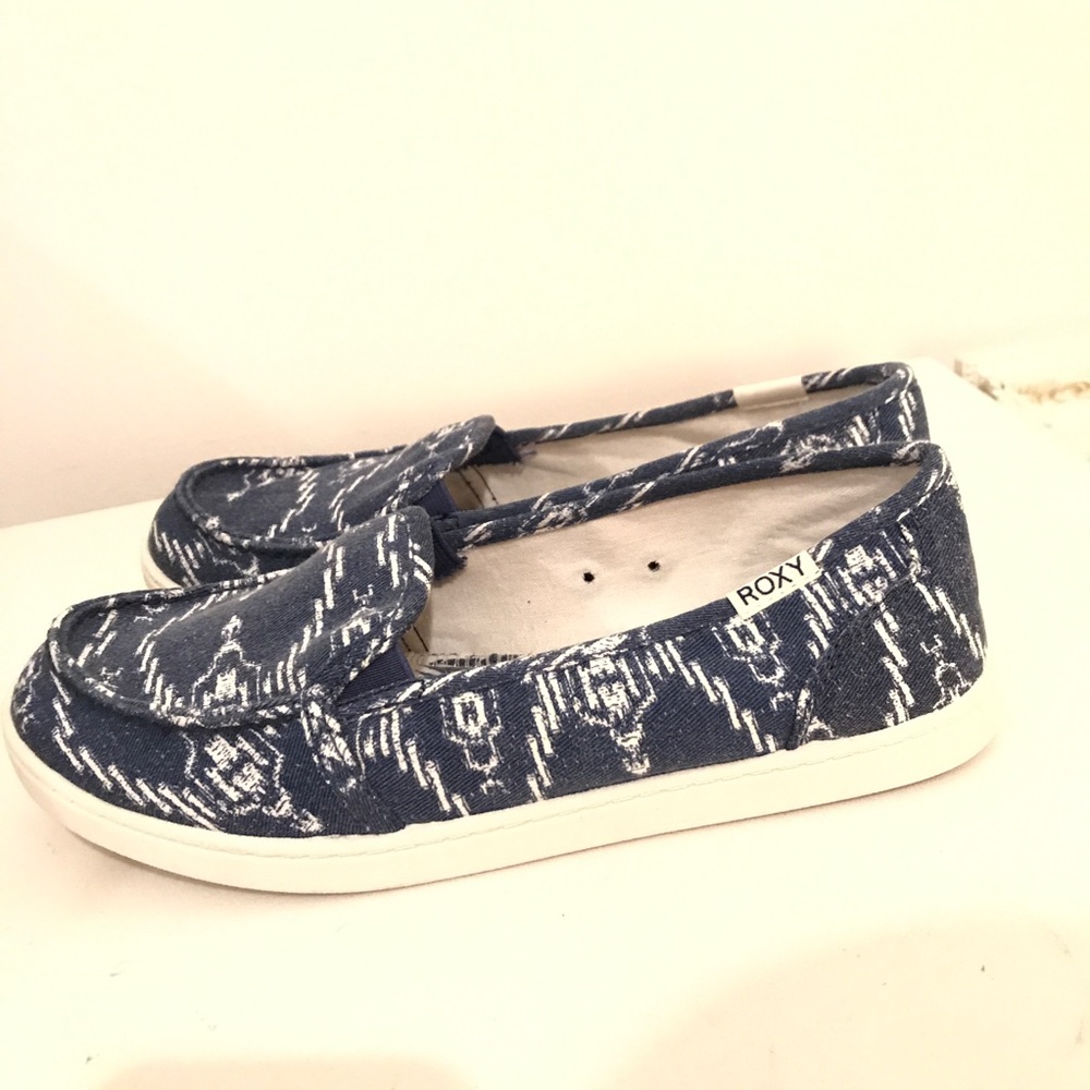 Roxy slip ons NWB