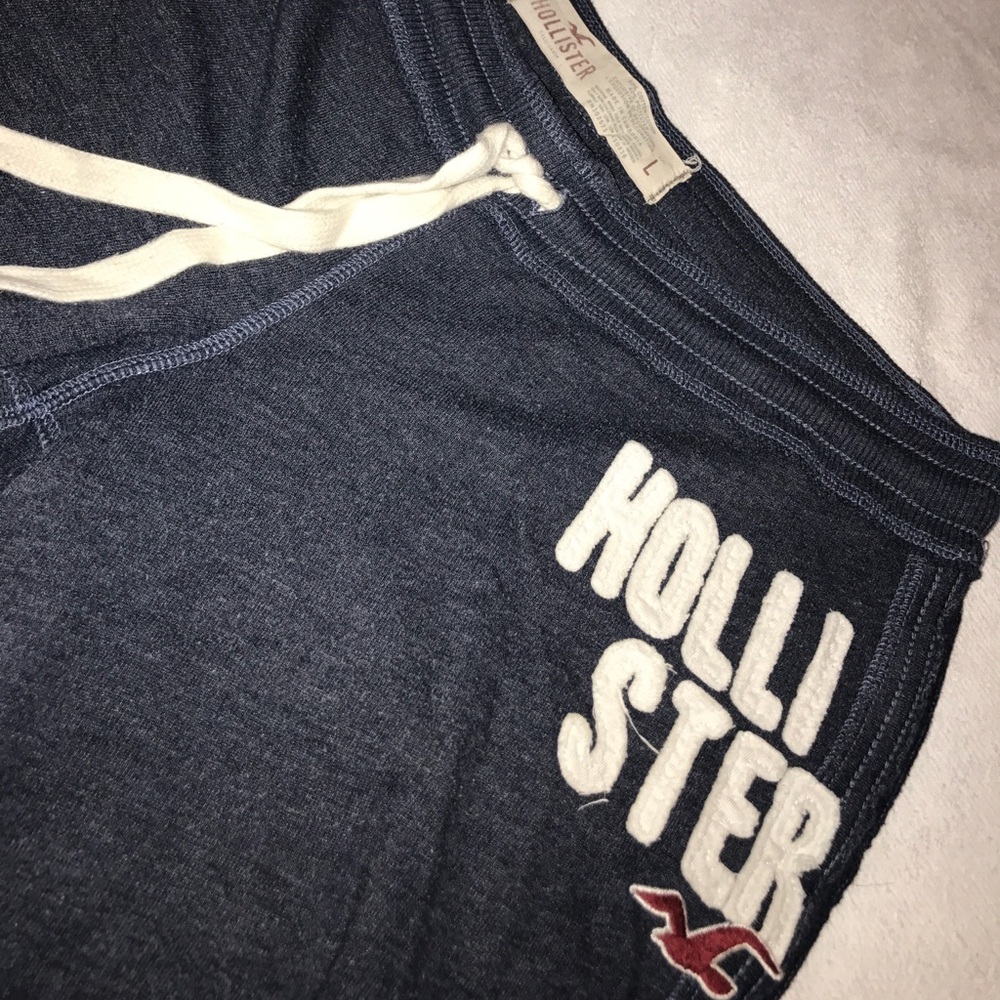 Hollister Capri Pants