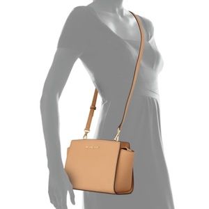 Michael Kors crossbody bag in carmel